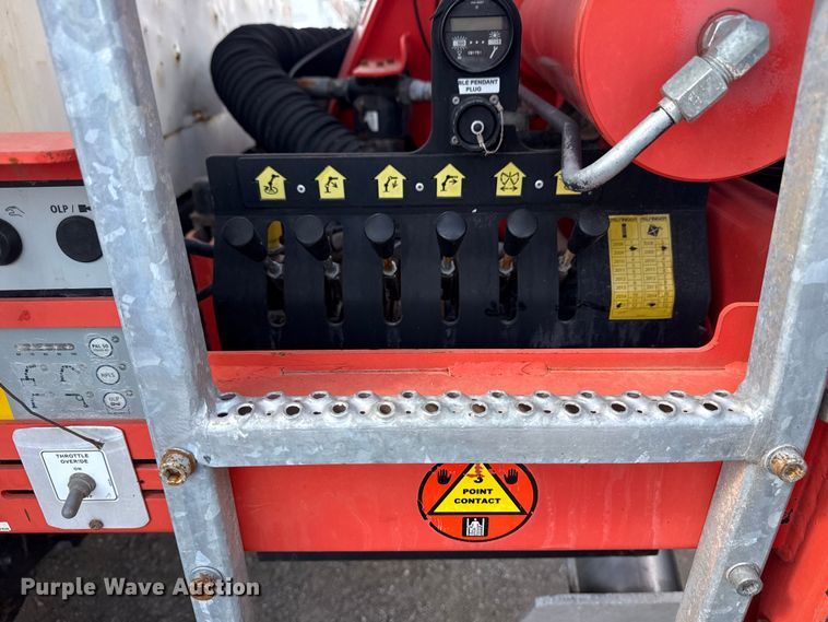 image for item NU9568 2010 Freightliner Business Class M2 grapple crane truck 