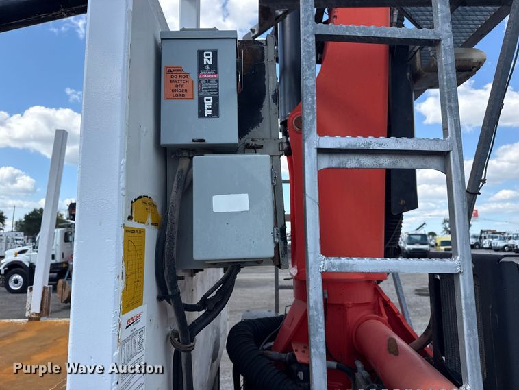 image for item NU9568 2010 Freightliner Business Class M2 grapple crane truck 