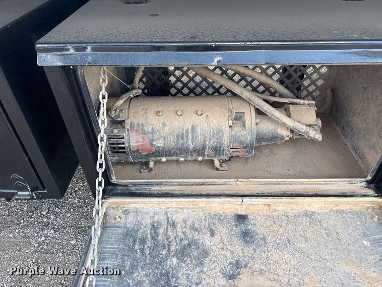 image for item NU9568 2010 Freightliner Business Class M2 grapple crane truck 