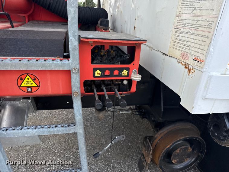 image for item NU9568 2010 Freightliner Business Class M2 grapple crane truck 