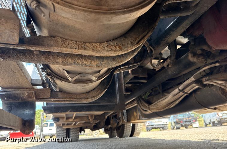 image for item NU9568 2010 Freightliner Business Class M2 grapple crane truck 