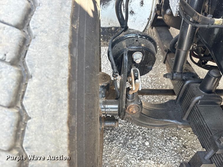 image for item NU9568 2010 Freightliner Business Class M2 grapple crane truck 