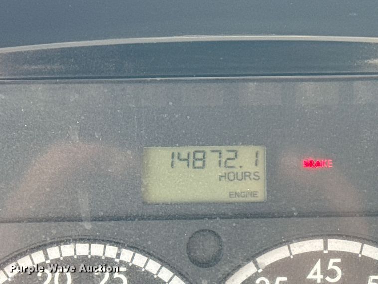 image for item NU9568 2010 Freightliner Business Class M2 grapple crane truck 