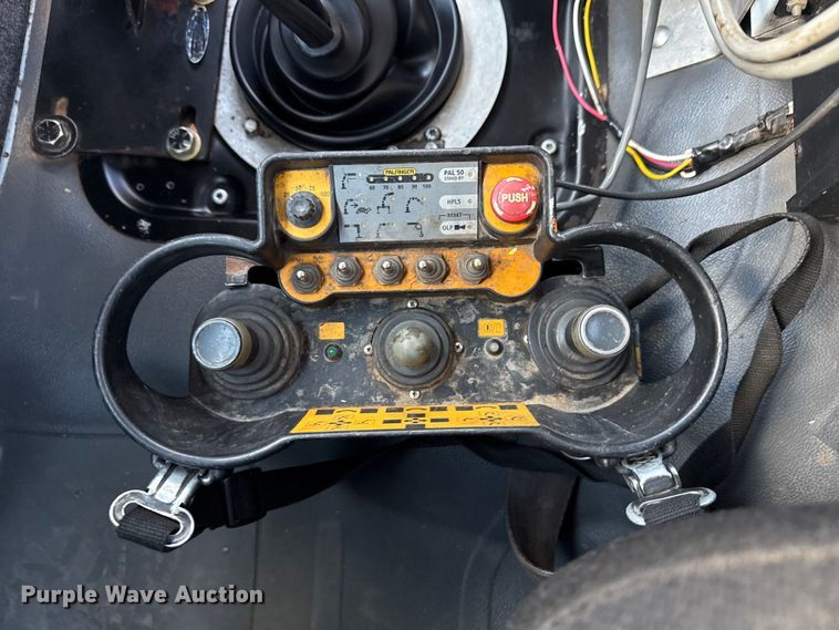 image for item NU9568 2010 Freightliner Business Class M2 grapple crane truck 