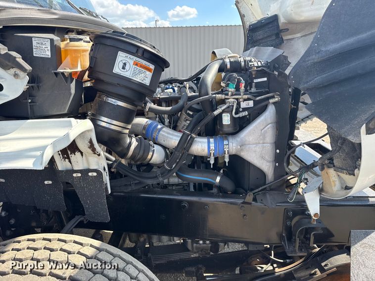 image for item NU9568 2010 Freightliner Business Class M2 grapple crane truck 