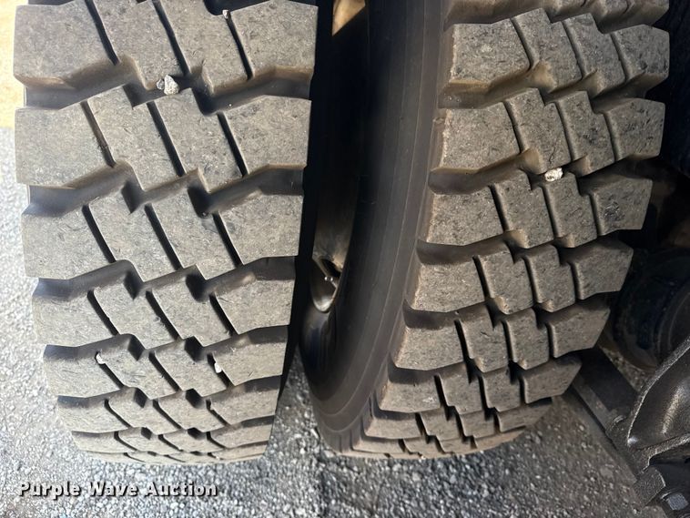 image for item NU9568 2010 Freightliner Business Class M2 grapple crane truck 