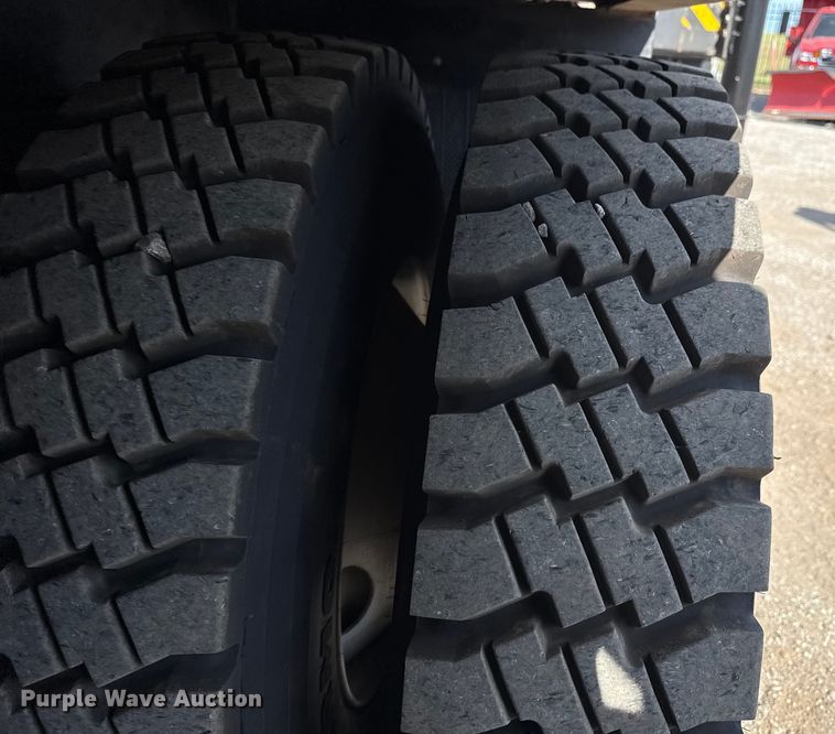 image for item NU9568 2010 Freightliner Business Class M2 grapple crane truck 