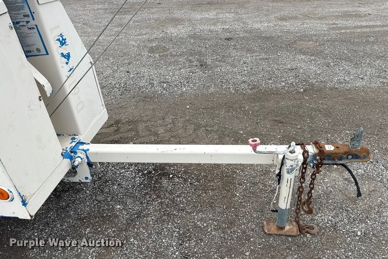 image for item NU9572 2006 Genie TML light plant