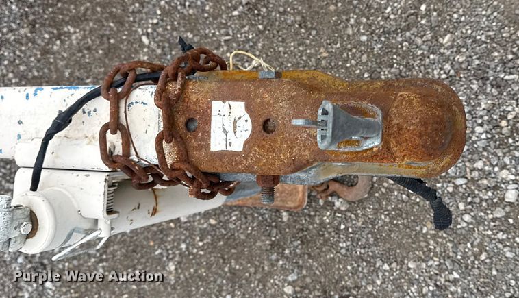 image for item NU9572 2006 Genie TML light plant