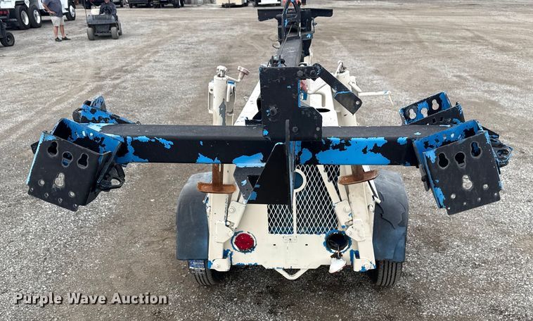 image for item NU9572 2006 Genie TML light plant