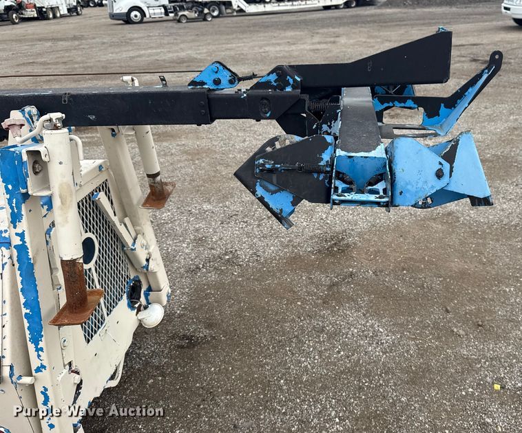 image for item NU9572 2006 Genie TML light plant