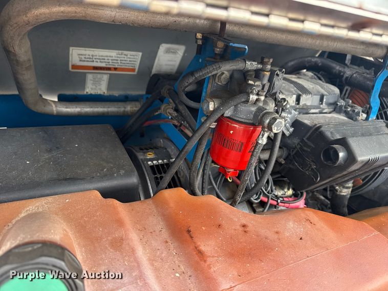 image for item NU9572 2006 Genie TML light plant