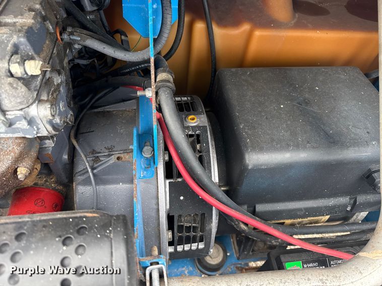 image for item NU9572 2006 Genie TML light plant