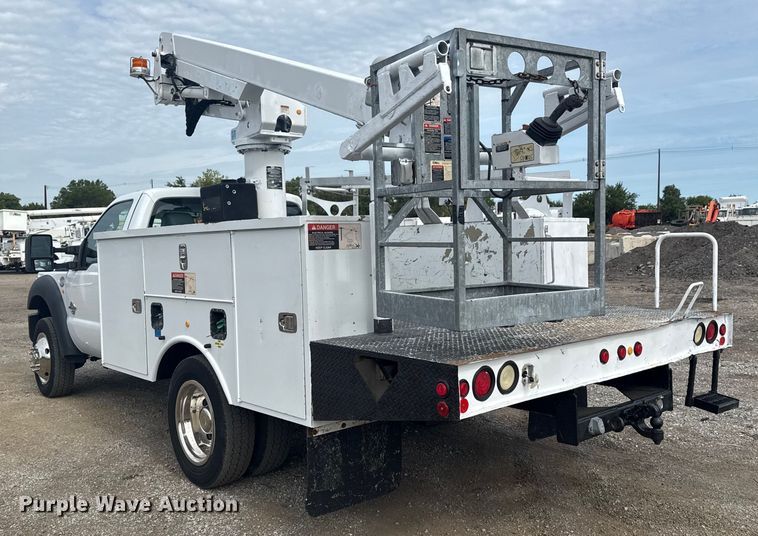 image for item NU9576 2012 Ford F550 Super Duty bucket truck