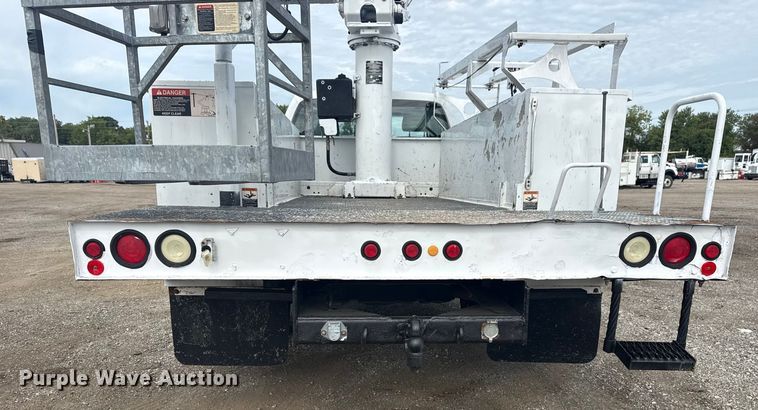 image for item NU9576 2012 Ford F550 Super Duty bucket truck