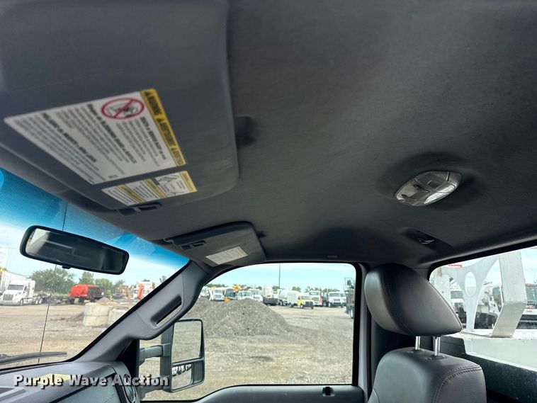 image for item NU9576 2012 Ford F550 Super Duty bucket truck