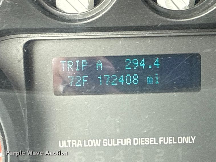 image for item NU9576 2012 Ford F550 Super Duty bucket truck