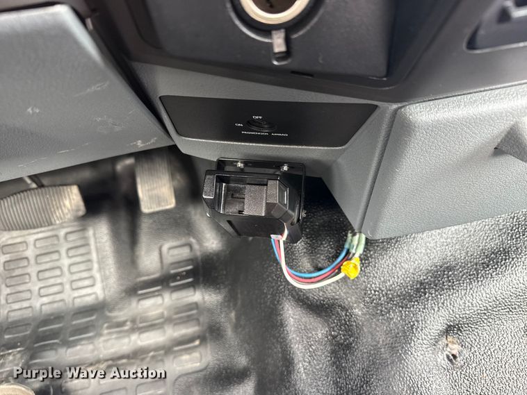 image for item NU9576 2012 Ford F550 Super Duty bucket truck