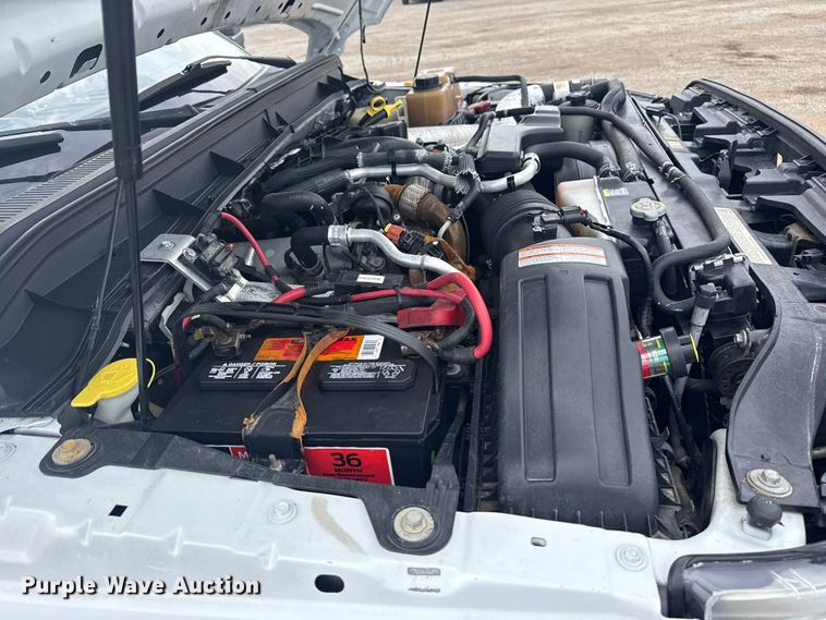 image for item NU9576 2012 Ford F550 Super Duty bucket truck