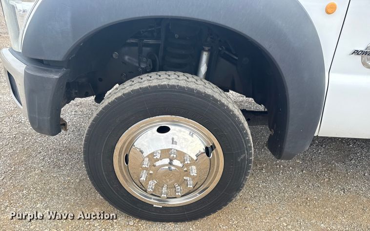 image for item NU9576 2012 Ford F550 Super Duty bucket truck