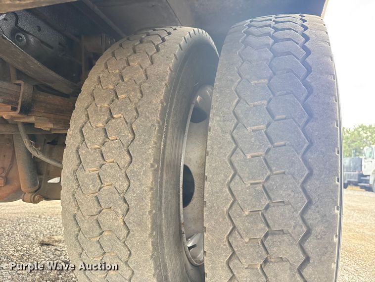 image for item NU9576 2012 Ford F550 Super Duty bucket truck