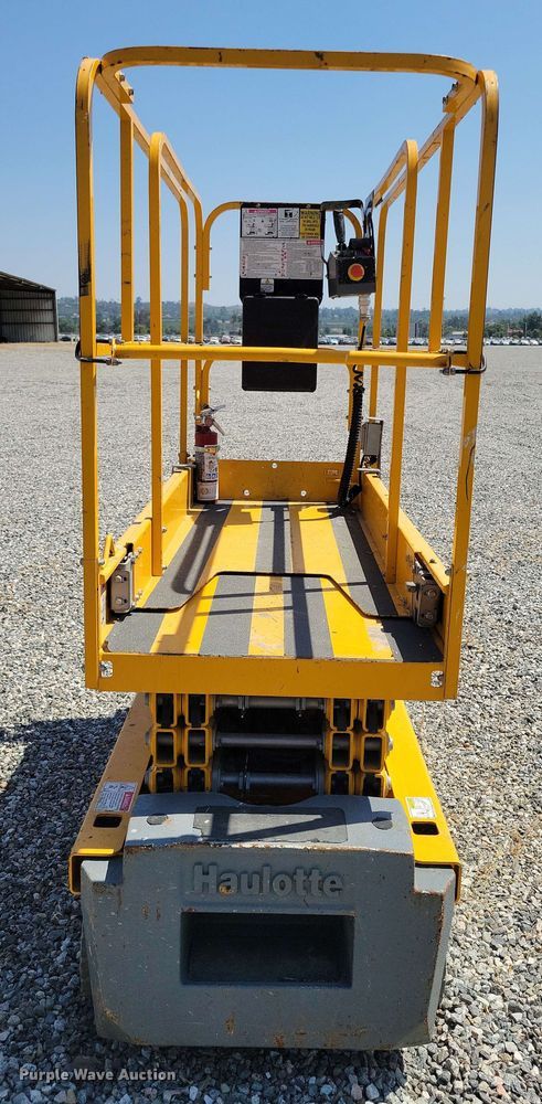 image for item YA0184 2018 Haulotte Optimum 1931E scissor lift