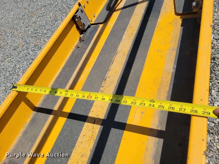 image for item YA0184 2018 Haulotte Optimum 1931E scissor lift