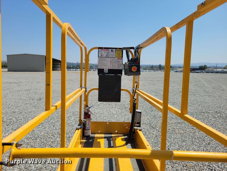 image for item YA0184 2018 Haulotte Optimum 1931E scissor lift