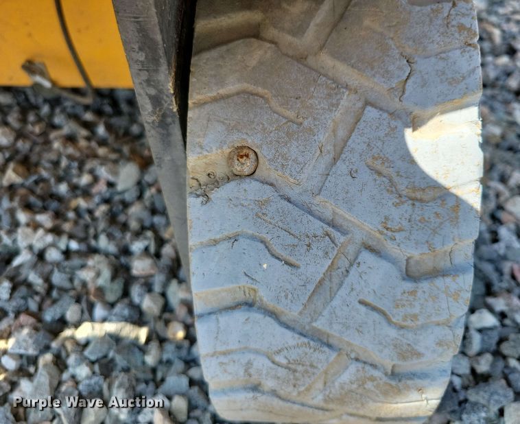 image for item YA0184 2018 Haulotte Optimum 1931E scissor lift