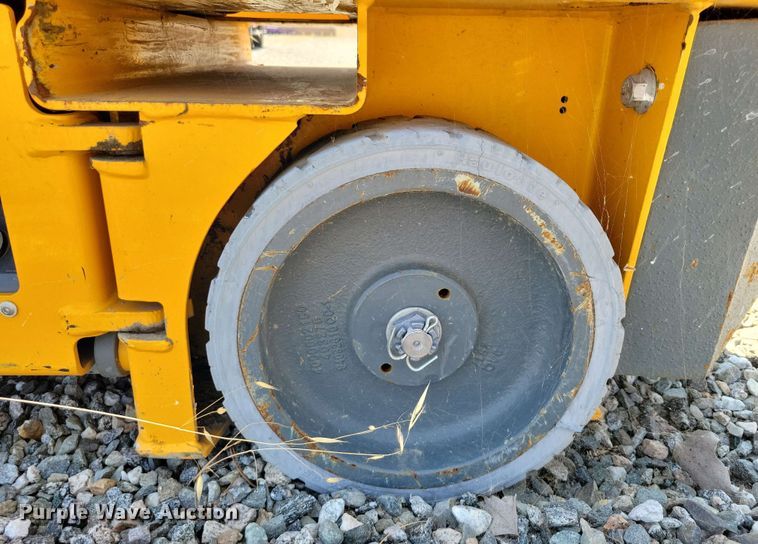 image for item YA0184 2018 Haulotte Optimum 1931E scissor lift