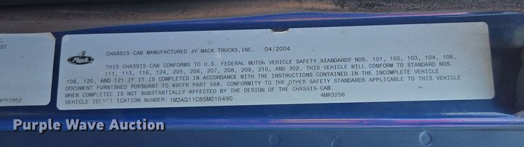 image for item YA0686 2005 Mack Granite CV713 dump truck