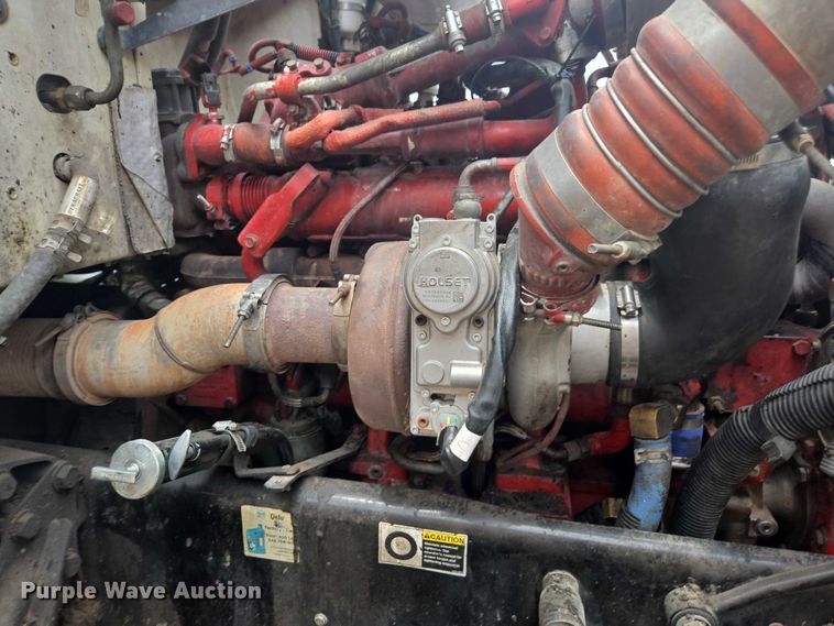 image for item YA0687 2009 Peterbilt 365 dump truck