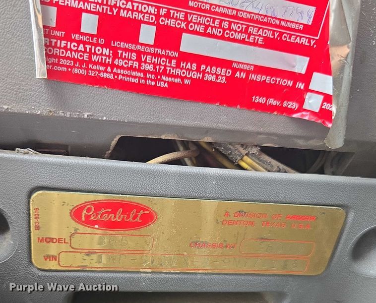 image for item YA0687 2009 Peterbilt 365 dump truck