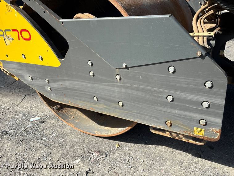 image for item YA0749 2021 Wacker Neuson RC70 single drum vibratory roller