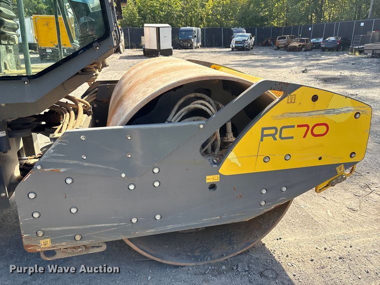 image for item YA0749 2021 Wacker Neuson RC70 single drum vibratory roller