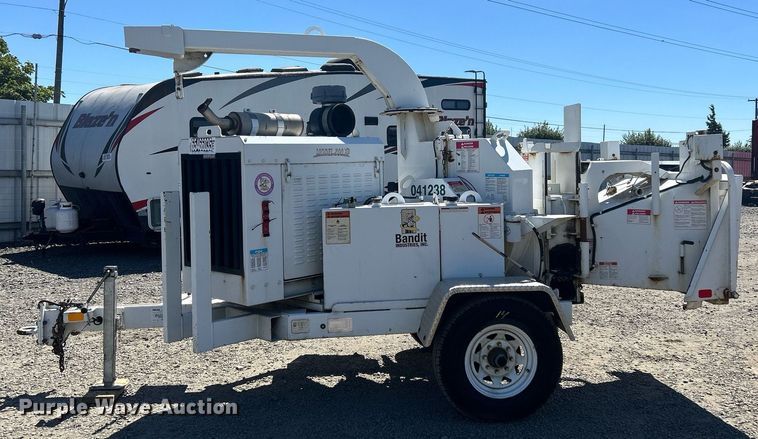 image for item YA0766 2012 Bandit industries 200XP wood chipper