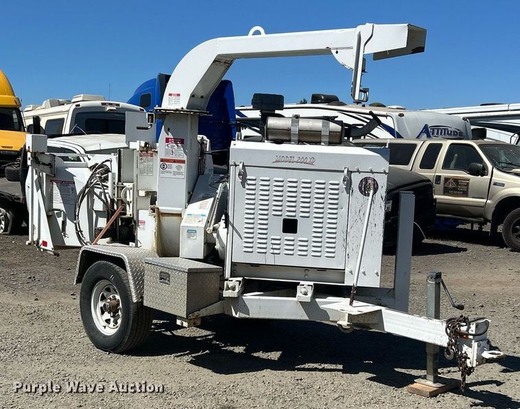 image for item YA0766 2012 Bandit industries 200XP wood chipper