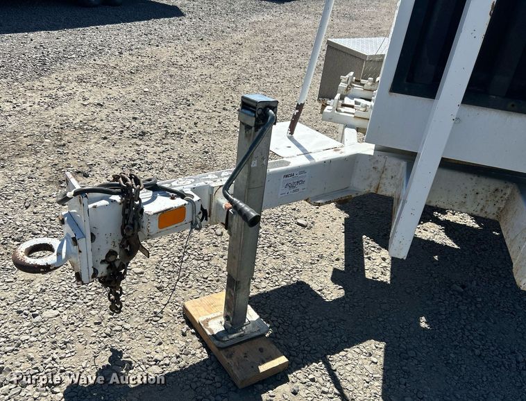 image for item YA0766 2012 Bandit industries 200XP wood chipper