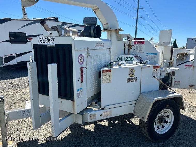 image for item YA0766 2012 Bandit industries 200XP wood chipper