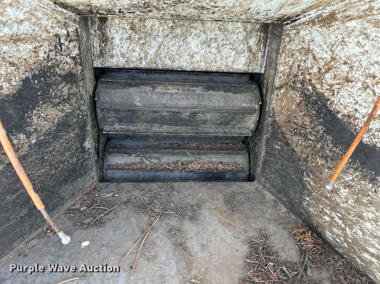 image for item YA0766 2012 Bandit industries 200XP wood chipper