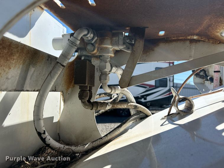 image for item YA0766 2012 Bandit industries 200XP wood chipper