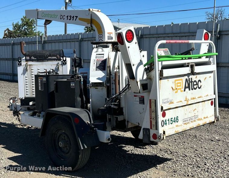 image for item YA0767 2015 Altec DC1317 wood chipper