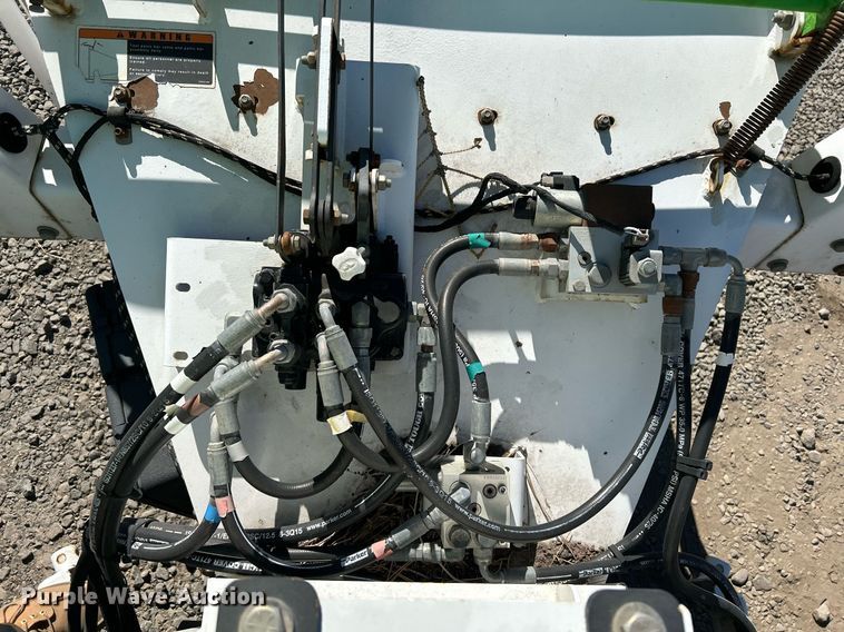 image for item YA0767 2015 Altec DC1317 wood chipper