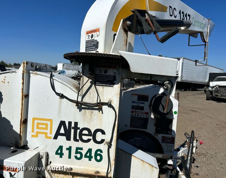 image for item YA0767 2015 Altec DC1317 wood chipper
