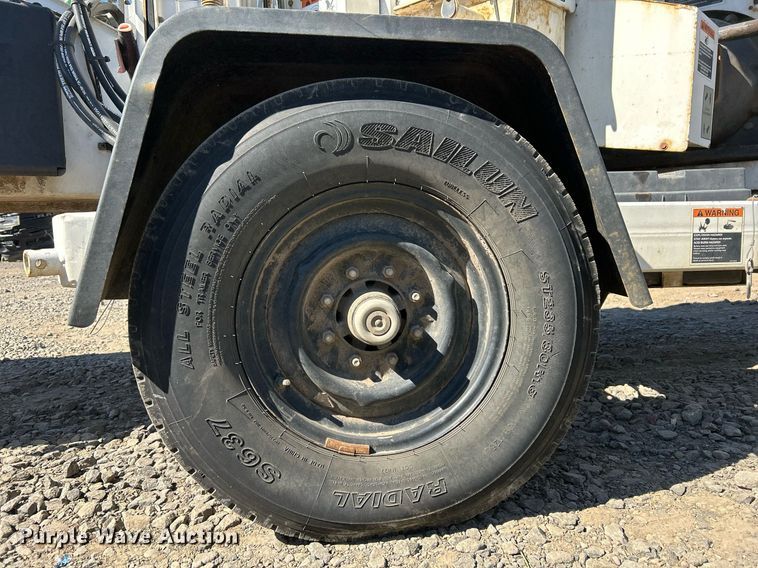 image for item YA0767 2015 Altec DC1317 wood chipper