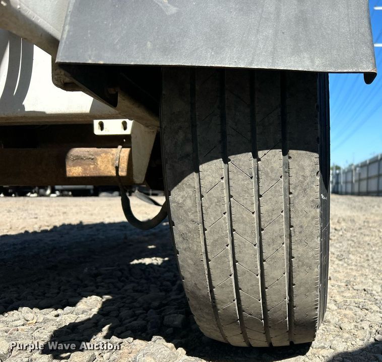 image for item YA0767 2015 Altec DC1317 wood chipper