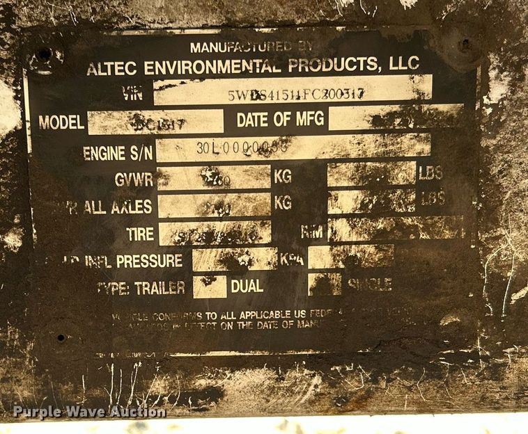 image for item YA0767 2015 Altec DC1317 wood chipper