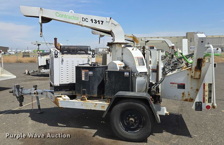 image for item YA0798 2017 Altec DC 1317 wood chipper
