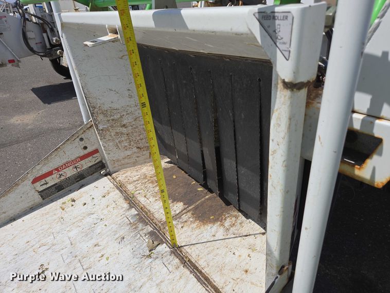 image for item YA0798 2017 Altec DC 1317 wood chipper