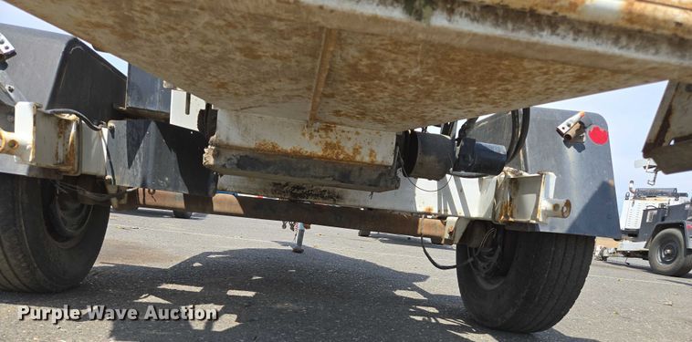 image for item YA0798 2017 Altec DC 1317 wood chipper